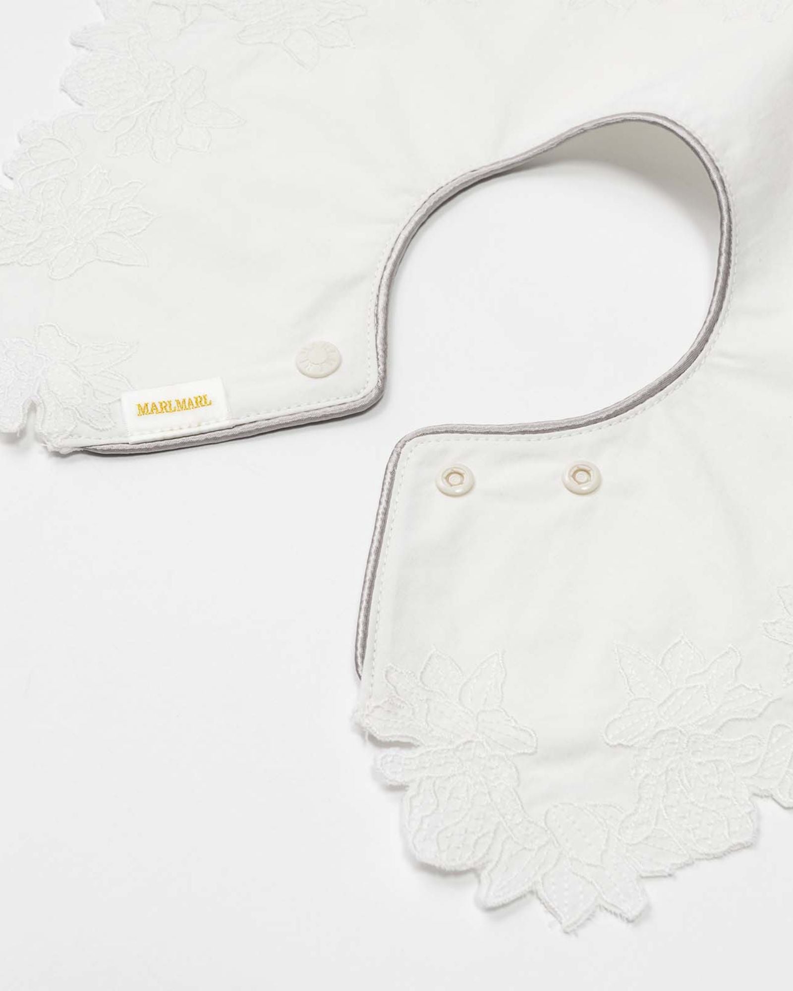 360 Baby Bib - Gardenia