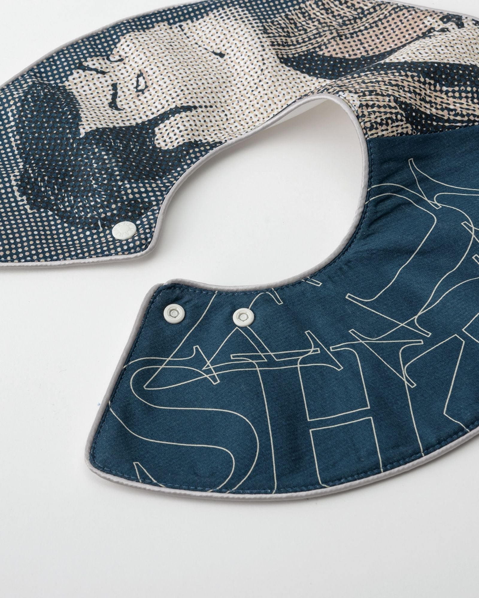 360 Baby Bib - Sharaku