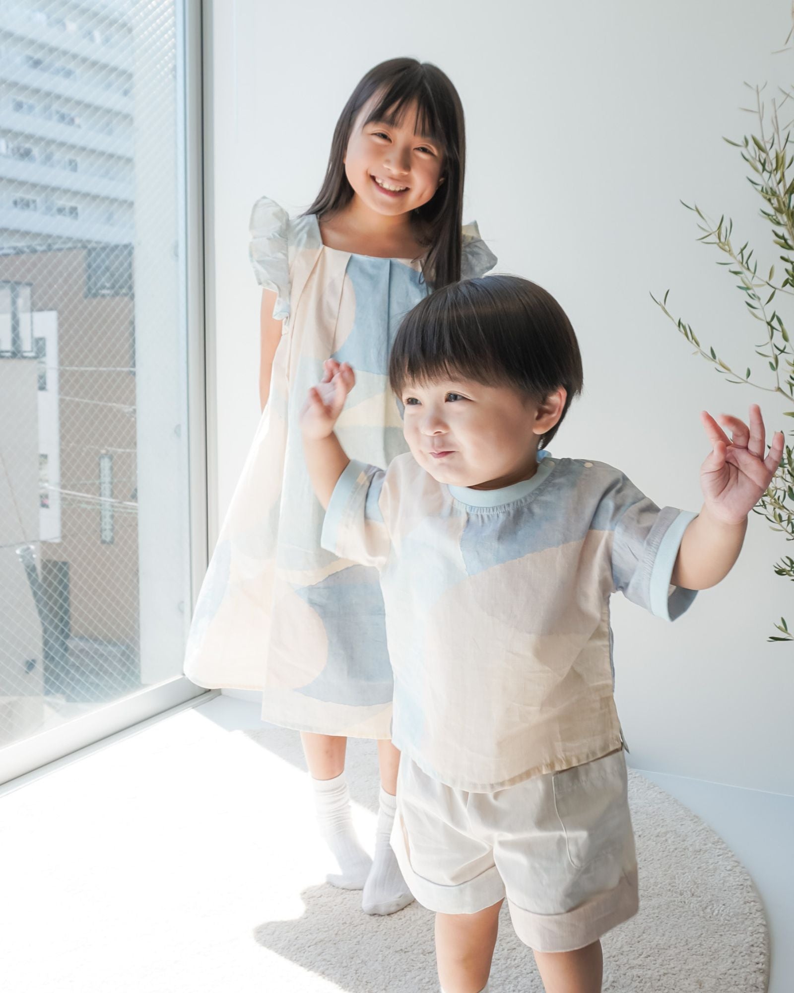 Sunlit Sparks Kids Shorts
