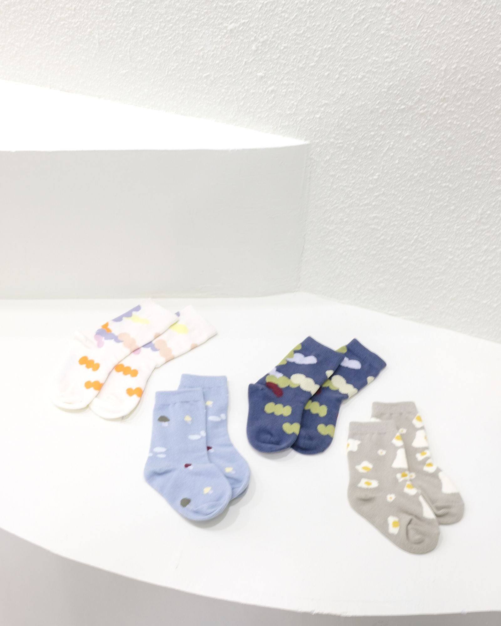 Balloon Knitted Socks (Indigo)