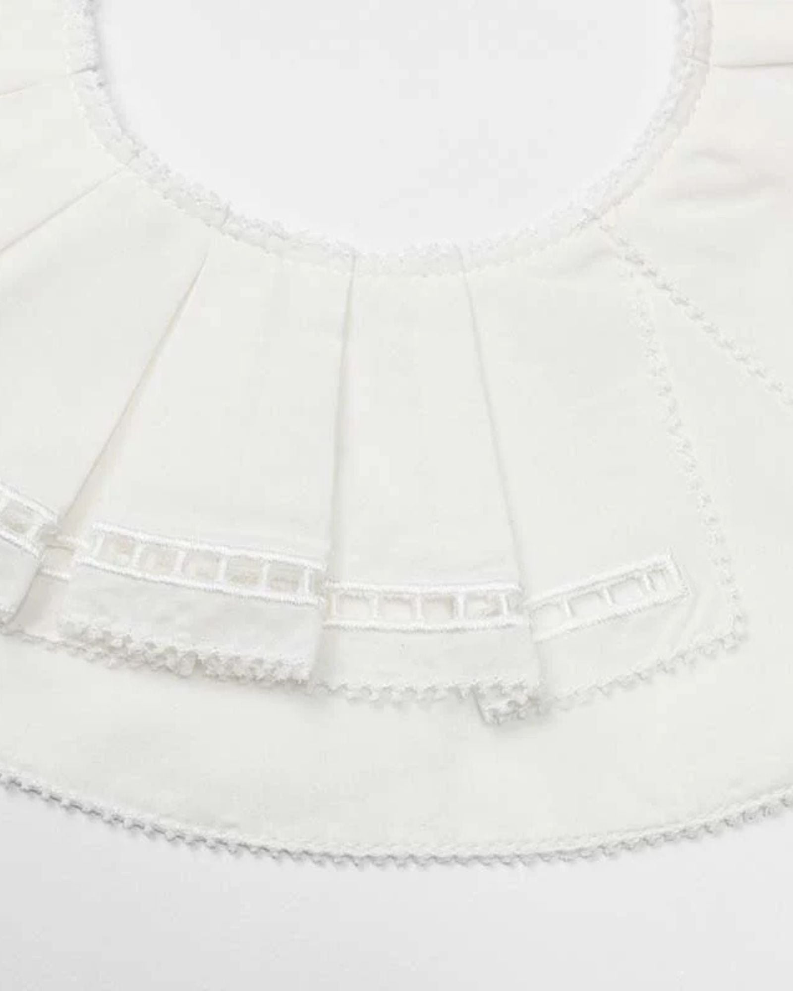 360 Baby Bib - Elizabethan Ruff