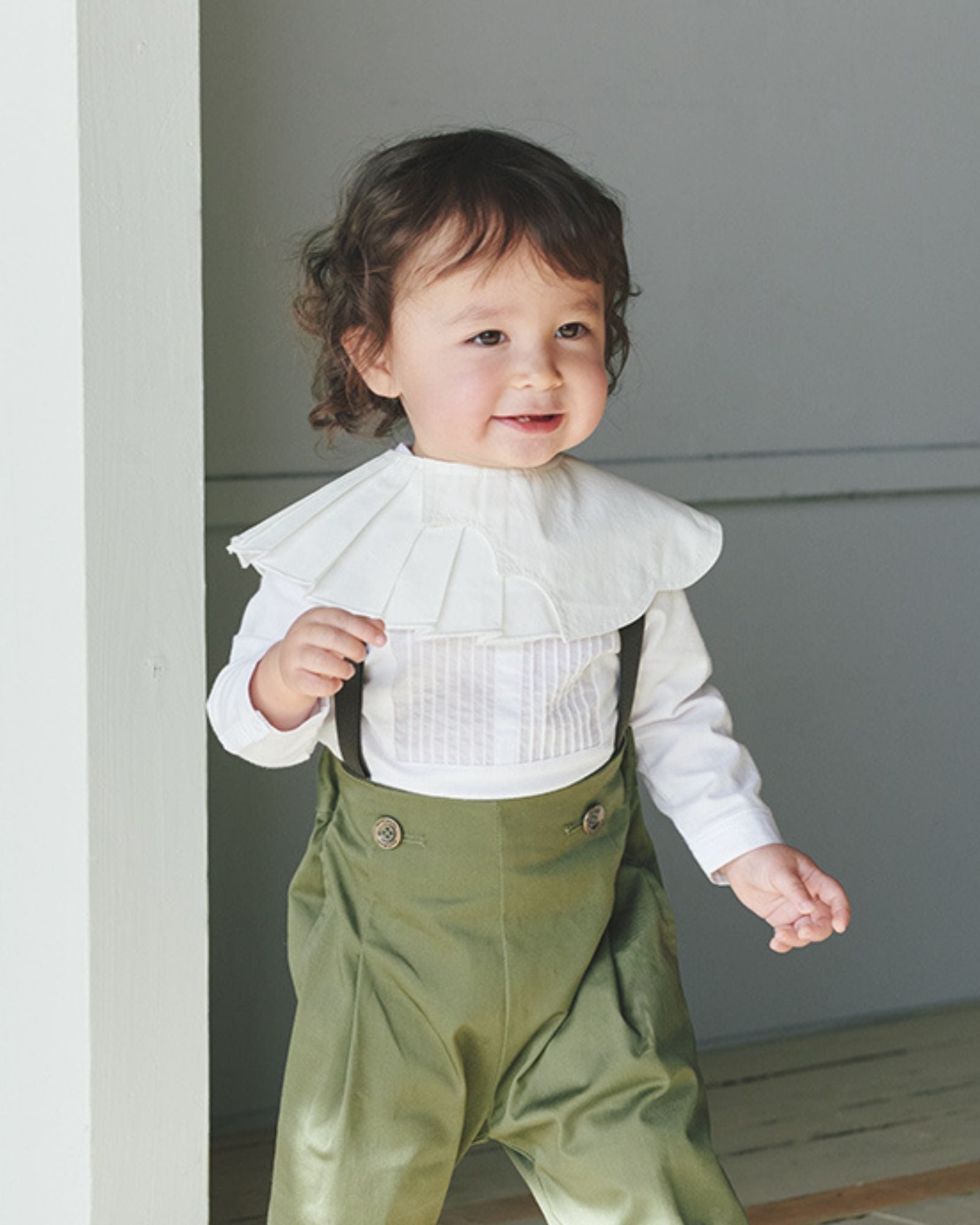 360 Baby Bib - Pleats