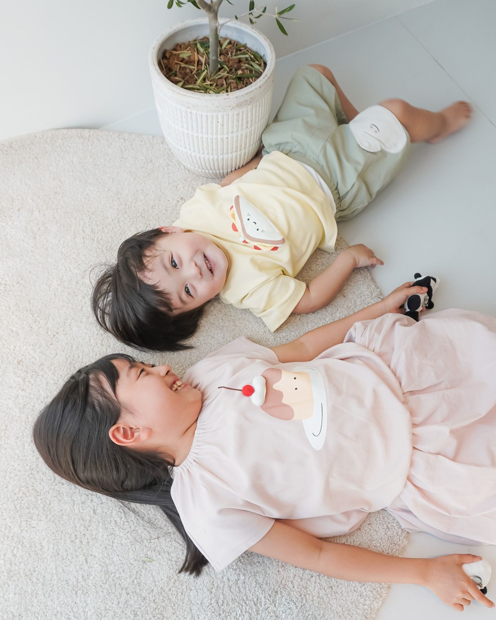 Cherry Top Pudding Cropped Kids Tee