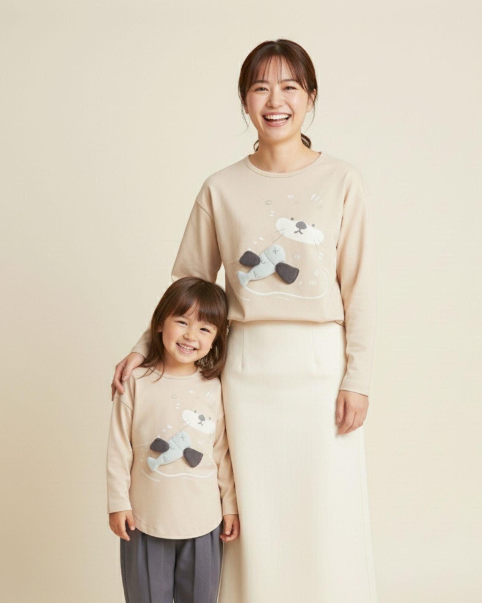 Pre-order: Otterly Hooked Long Sleeves Tee (Kids & Adults)
