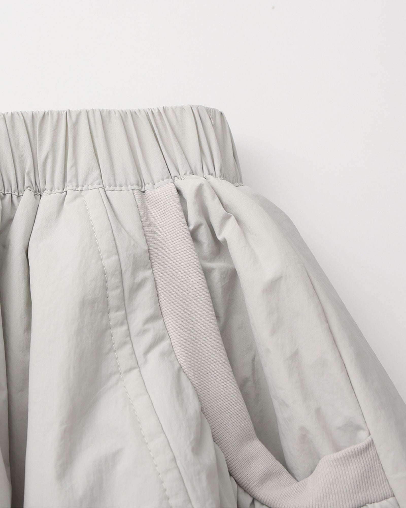 Online-exclusive: Padded Balloon Skirt