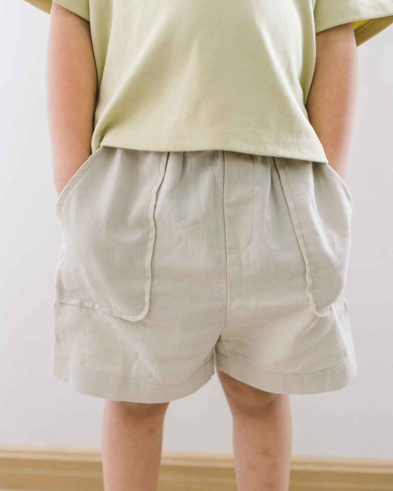 Stitching Pocket Shorts (Beige)